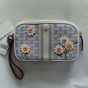 Gemini Link Canvas Applique wristlet